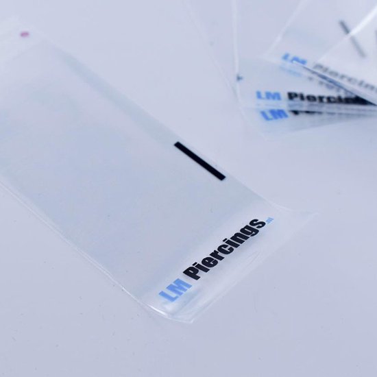 Emballage avec logo LM Piercings.