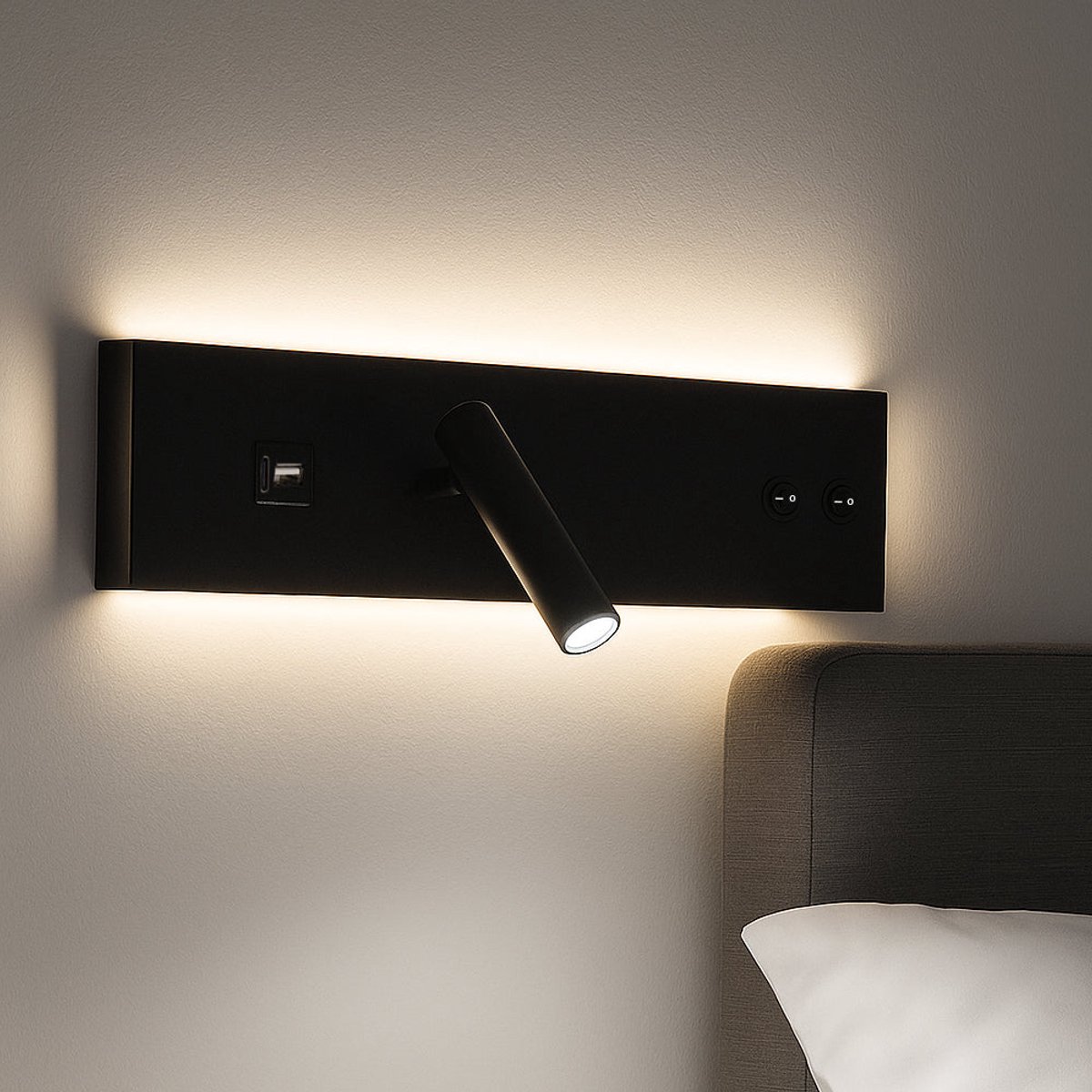 LED Wandlamp - Bedlamp met USB+C poort en schakelaar | Zwart | 11W | 704 lumen | Niet dimbaar | 4200K - Naturel wit