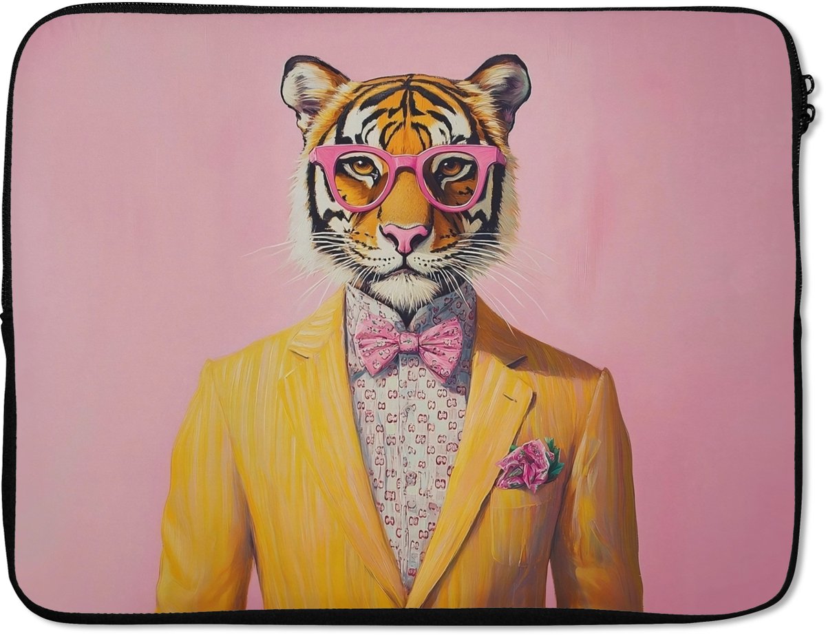 Laptophoes 17 inch - Tijger - Bril - Geel - Jasje - Laptop sleeve - Binnenmaat 41x28 cm - Zwarte achterkant