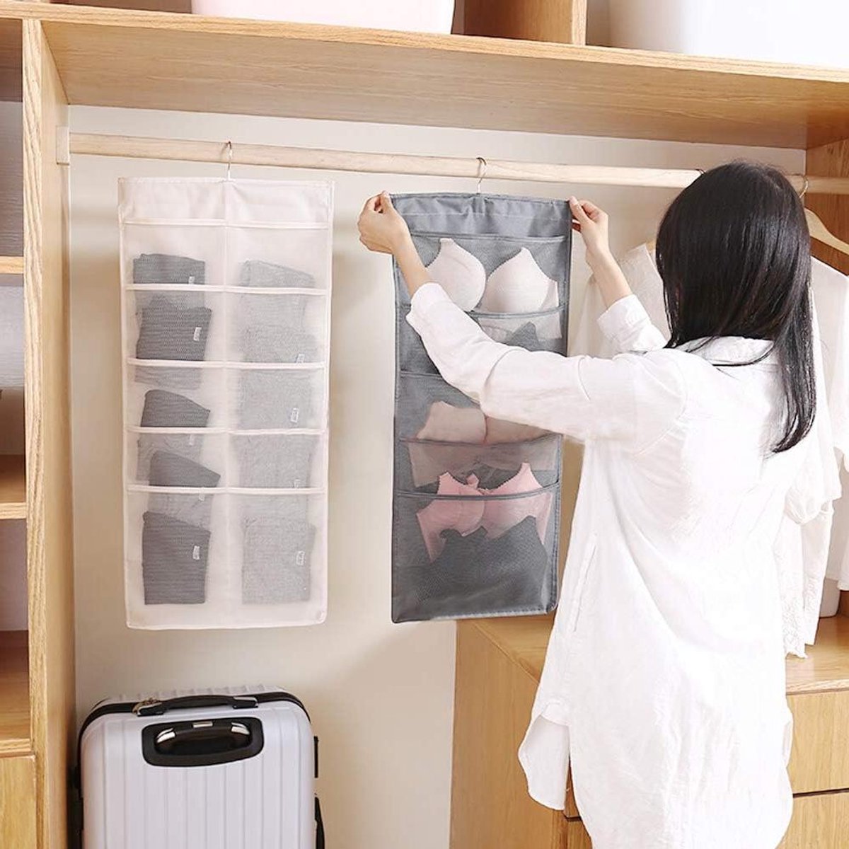 Allecto Plus - Opbergorganizer met Grote Zakken - Kledingorganisator voor Kleine Kasten - Opbergruimtebesparend - Grijs - 15 Zakken