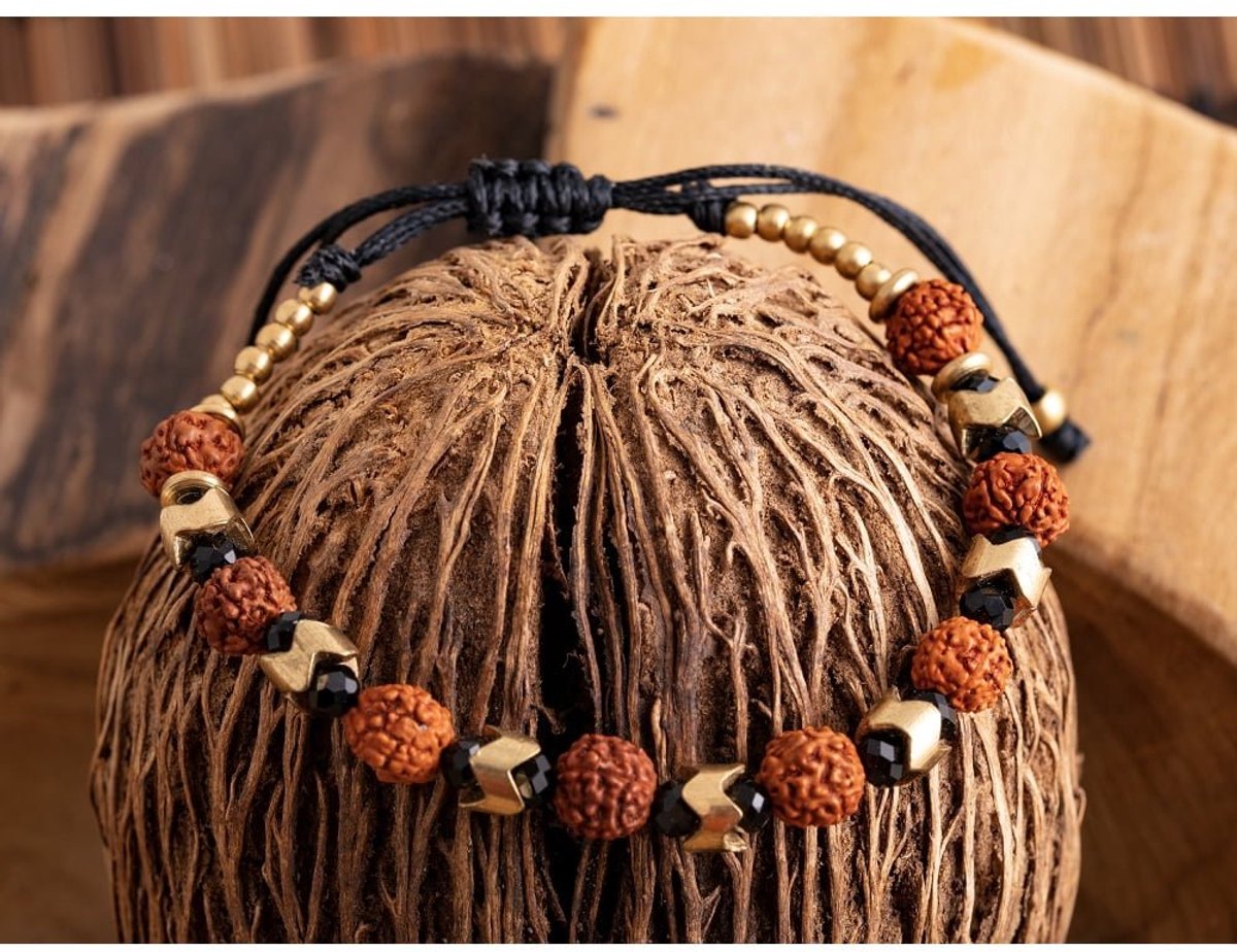 Armband met Rudraksha Ajala