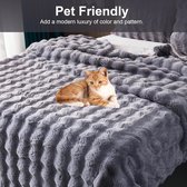 Super Zachte Flanellen Deken voor Bank, Bed en Kantoor - Donkergrijs 100 x 160 cm