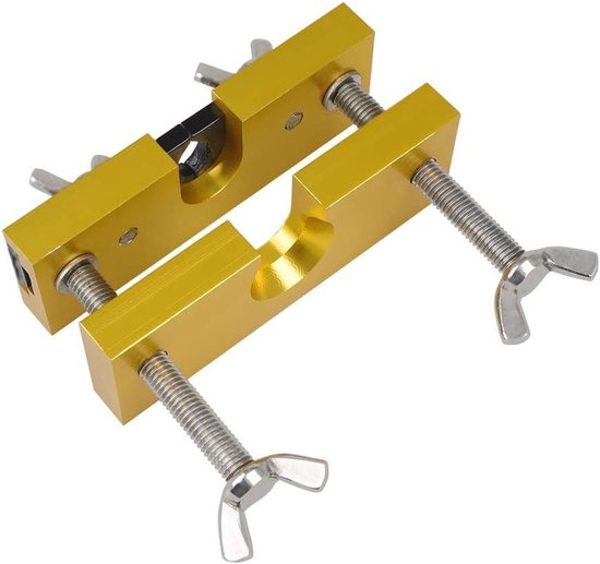 Wil je zelf snel en eenvoudig je horlogebandje vervangen? In deze korte video laten we je stap voor stap zien hoe je met een spring bar removal tool in minder dan 60