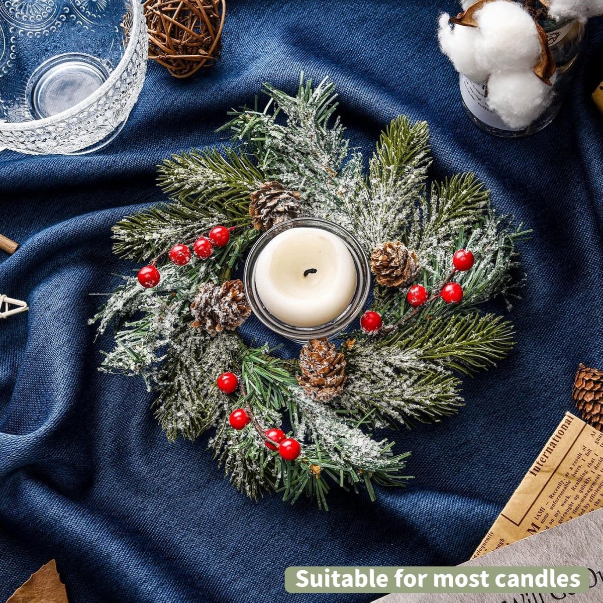 Lights4fun kerst kaars krans ring nep dennentakken rode bessen tafeldecoratie (D)25 cm