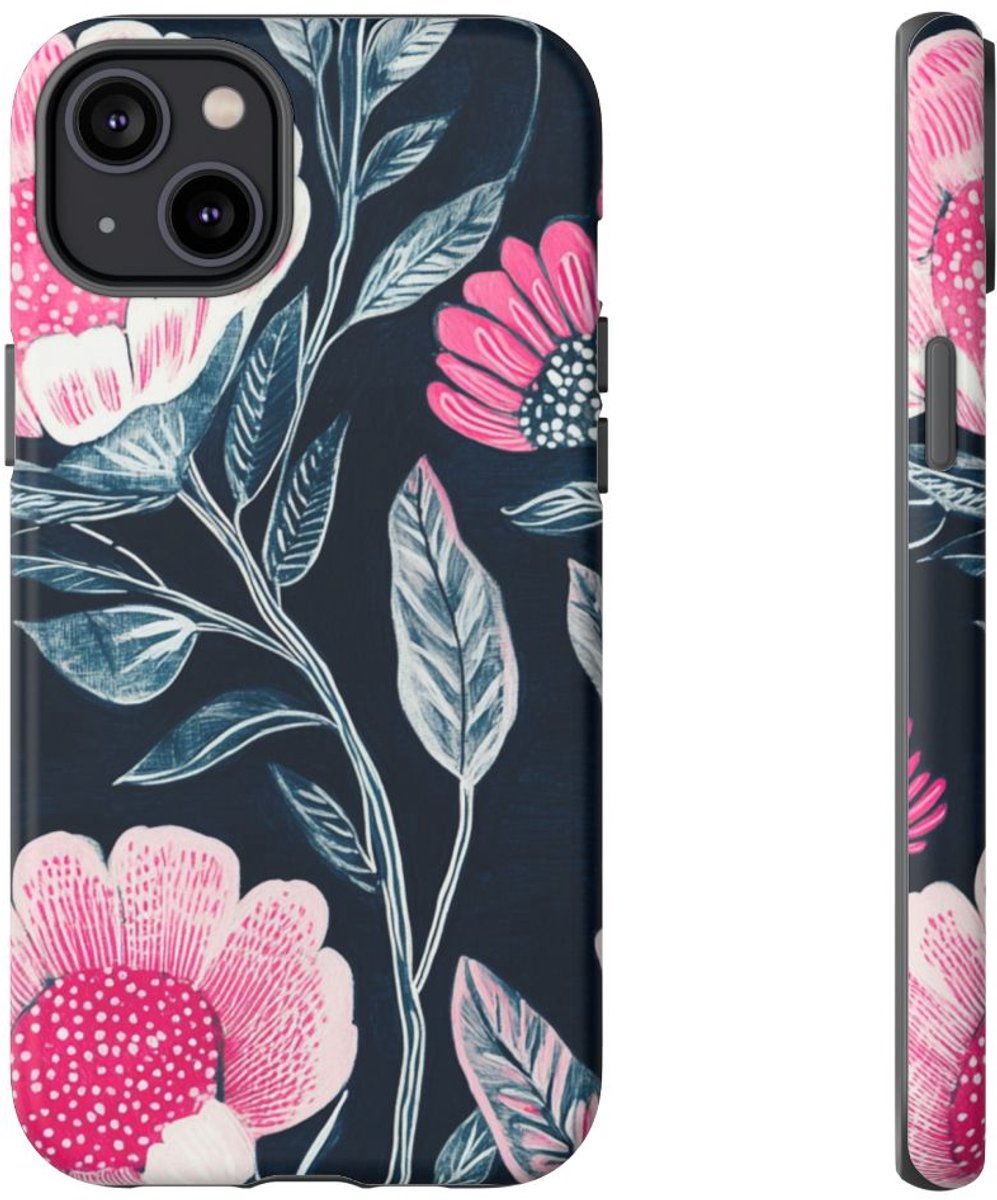 Felroze Bloemenpatroon op Donkerblauw – Telefoonhoesje Geschikt voor iPhone 14 Plus