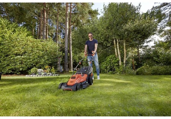 BLACK+DECKER BEMW471BH Grasmaaier - 38cm - 1600W - Fietsbeugel van BLACK+DECKER — afbeelding 4