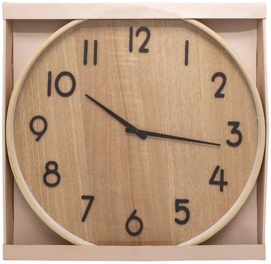 Houten klok met zwarte cijfers en wijzers, in verpakking.