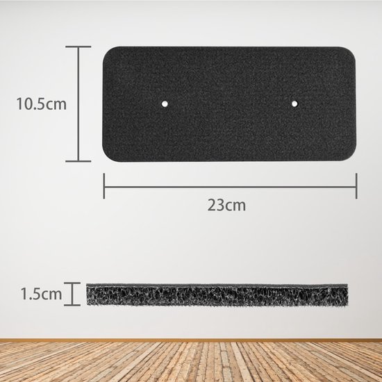 Afmetingen van een zwart schuimfilter: 23cm breed, 10.5cm hoog, 1.5cm dik, met twee ronde gaten.