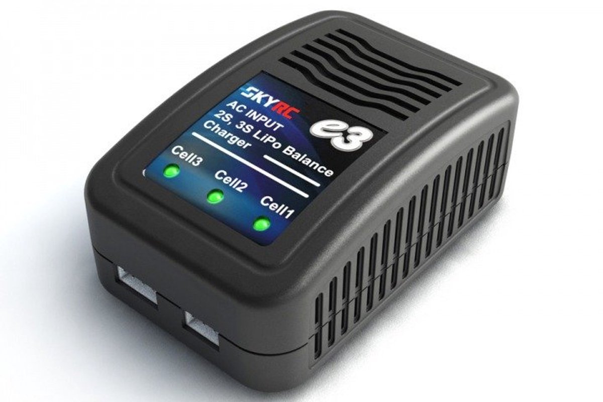 Skyrc Lipo-Lader E3 Voor Batterijen Li-Po Li-Ion Ni-Mh Batterijen 3 Kanaals