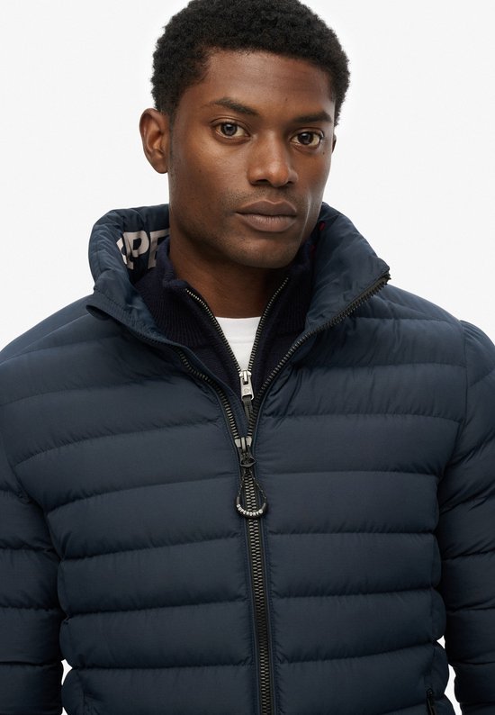 Superdry - Gewatteerde Fuji jas met print - Heren - Gewatteerde jassen