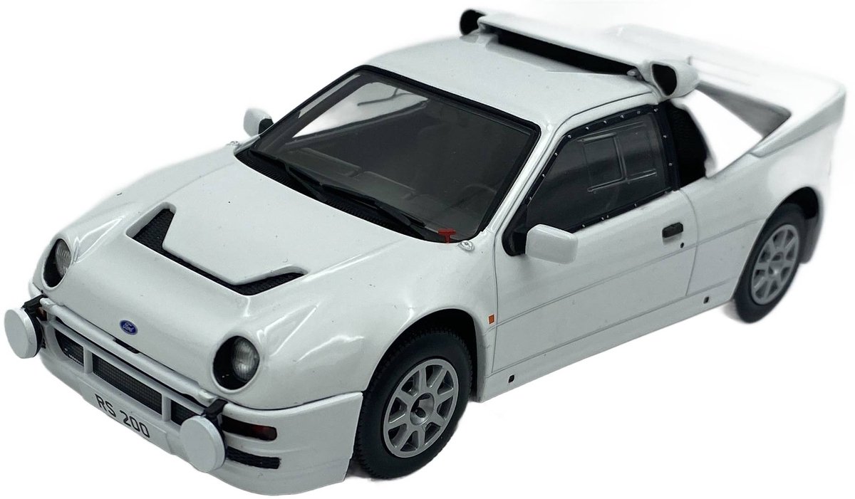 Ford RS 200 1984 model 124211 WhiteBox 1:24 wit