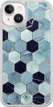 Casimoda® hoesje - Geschikt voor iPhone 14 - Blue Cubes - 2-in-1 case - Schokbestendig - Marble design - Verhoogde randen - Blauw, Transparant