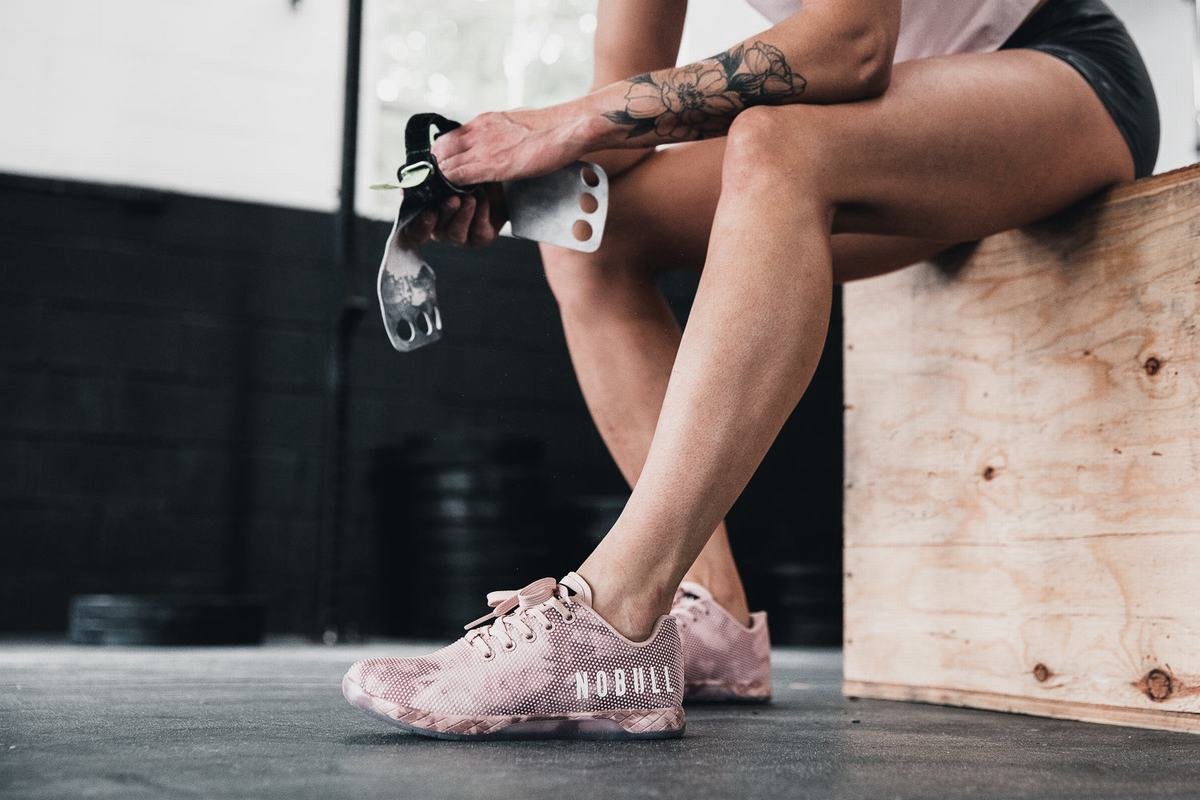 Nobull Superfabric Tie-Dye Trainer Fitness Schoenen - Roze - Maat : 45,5 |  bol