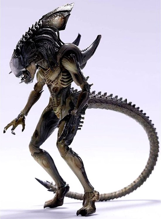 Alien vs. Predator Requiem Predalien 1/18 Scale Previews Exclusive ...