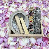Smudgekit – Abaloneschelp, Smudgestick Witte Salie Flower + French lavendel + 2 x Palosanto