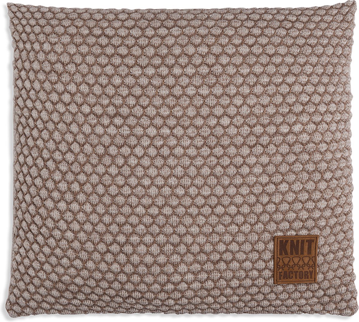 Knit Factory Juul Sierkussen - Vierkant kussen - Kussen woonkamer - Bank kussen - Decoratie kussen - Marron/Beige - 50x50 cm - Kussenhoes inclusief kussenvulling