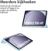 iMoshion Tablet Hoes Geschikt voor Samsung Galaxy Tab A9 - iMoshion Trifold Hardcase Bookcase - Lichtblauw