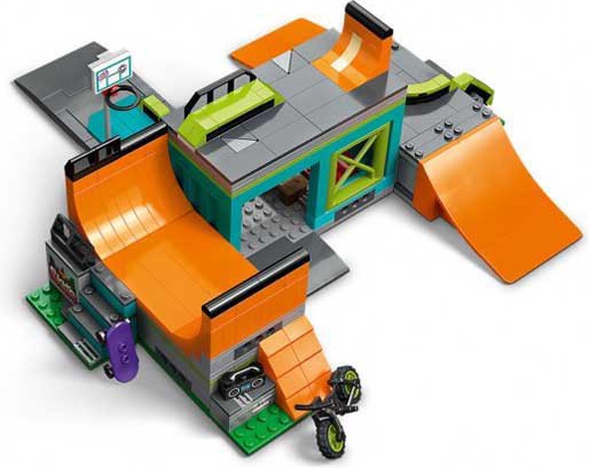 LEGO City Skatepark Set avec Jouets planche à roulettes et vélo - 60364