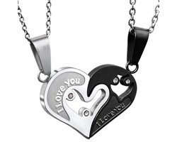 Hartjes Ketting Set voor Hem en Haar - I Love You - Zilver / Zwart kleurig - Romantisch Liefdes Cadeau - Relatie Cadeau - Koppel Cadeau - Mannen Cadeautjes - Vaderdag Cadeau Geschenk