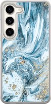 Casimoda® hoesje - Geschikt voor Samsung Galaxy S23 - Marble Sea - 2-in-1 case - Schokbestendig - Marble design - Verhoogde randen - Blauw, Transparant