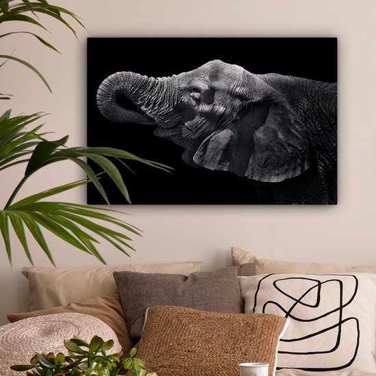 Elephant avec sa trompe dans sa bouche en toile noir et blanc 2cm 90x60 cm - impression photo sur toile peinture (Décoration murale salon / chambre à coucher) / Animaux sauvages Peintures Toile