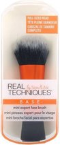 Real Techniques Mini Expert Face Brush