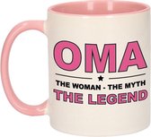 Oma the woman the myth the legend cadeau mok / beker wit en roze - 300 ml - verjaardag / Moederdag - kado koffiemok / theebeker