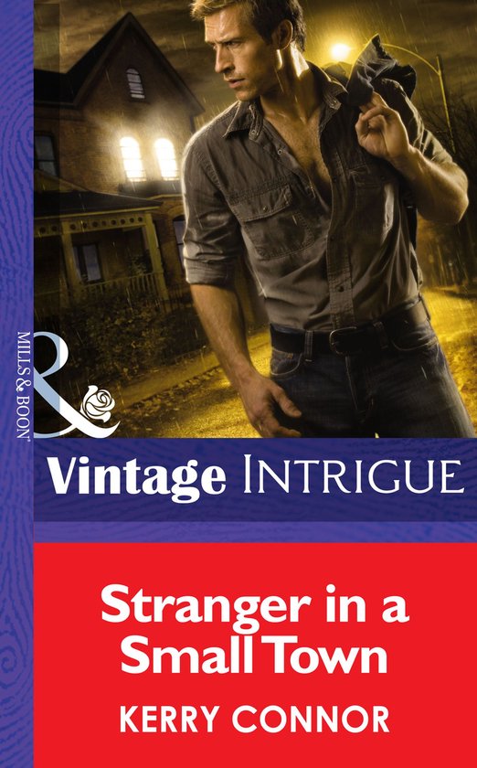 Stranger in a Small Town (Mills & Boon Intrigue) (Shivers - Book 6)