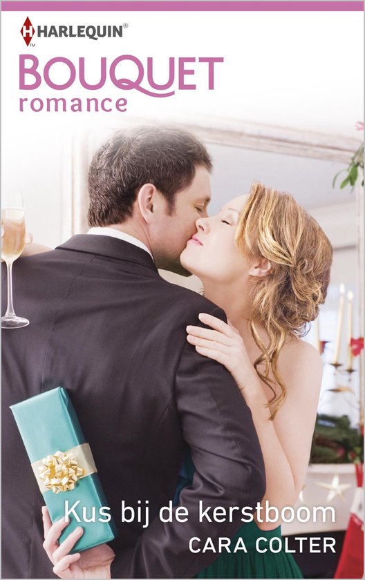 Bouquet 448 - Kus bij de kerstboom