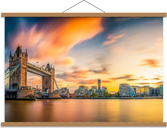 Schoolplaat – Skyline met Tower Bridge - 90x60cm Foto op Textielposter (Wanddecoratie op Schoolplaat)