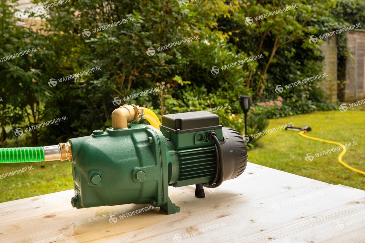 DAB Jet 132 M. Beregeningspomp Max capaciteit 4.800 liter per uur | bol.com