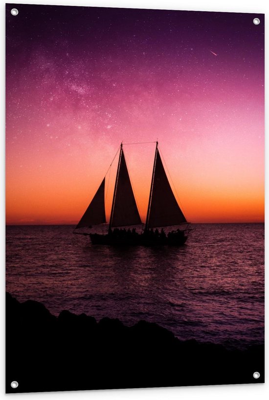 Tuinposter – Silhouet van Zeilschip op Zee tegen de Nacht - 80x120cm Foto op Tuinposter  (wanddecoratie voor buiten en binnen)