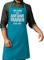 Awesome trainer cadeau bbq/keuken schort turquoise blauw voor heren -  kado barbecue schort trainer / verjaardag
