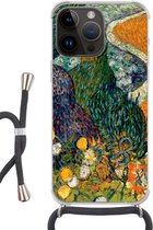Geschikt voorApple Iphone 14 Pro - Crossbody Case - Herinnering aan de tuin van Etten - Vincent van Gogh - Siliconen - Crossbody - Backcover met Koord - Telefoonhoesje met koord - Hoesje met touw
