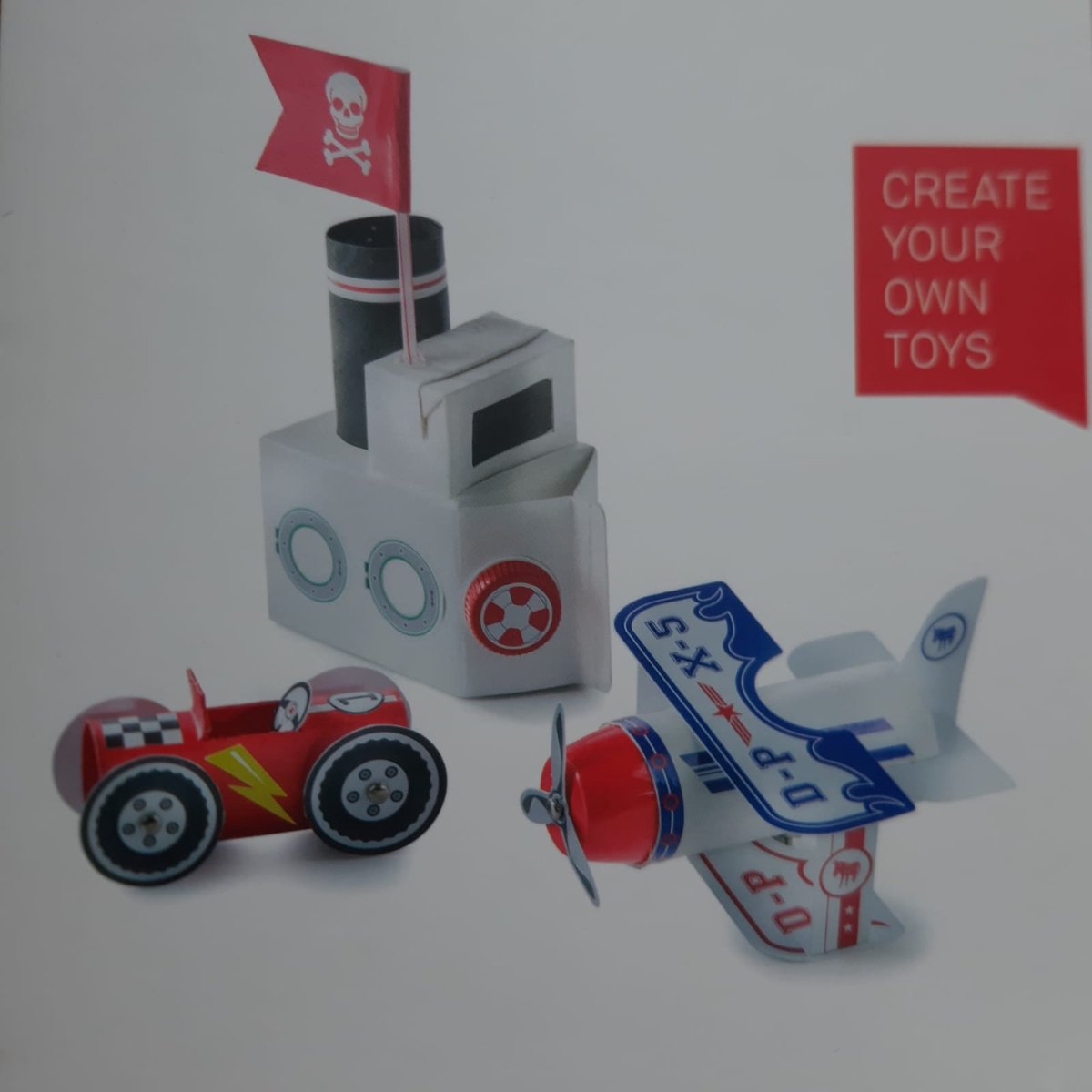 Donkey Products Motorworld - Pack & Play - Create your own toys - Knutselset - Maak je eigen speelgoed - Kit voor 3 vliegtuigen, 3 auto's en 3 boten