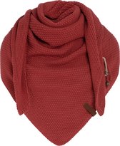 Knit Factory Coco Gebreide Omslagdoek - Driehoek Sjaal Dames - Dames sjaal - Wintersjaal - Stola - Wollen sjaal - Rode sjaal - Baked Apple - 190x85 cm - Inclusief sierspeld
