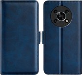 Mobigear Telefoonhoesje geschikt voor HONOR Magic 4 Lite Hoesje | Mobigear Slim Magnet Bookcase Portemonnee | Pasjeshouder voor 3 Pasjes | Telefoonhoesje voor Pinpas / OV Kaart / Rijbewijs - Donkerblauw