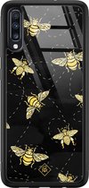 Casimoda® hoesje - Geschikt voor Samsung Galaxy A50 - Bee Yourself - Luxe Hard Case Zwart - Backcover telefoonhoesje - Zwart