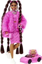 Bol.com Barbie Extra - Roze Barbie Branded Outfit - Pop aanbieding