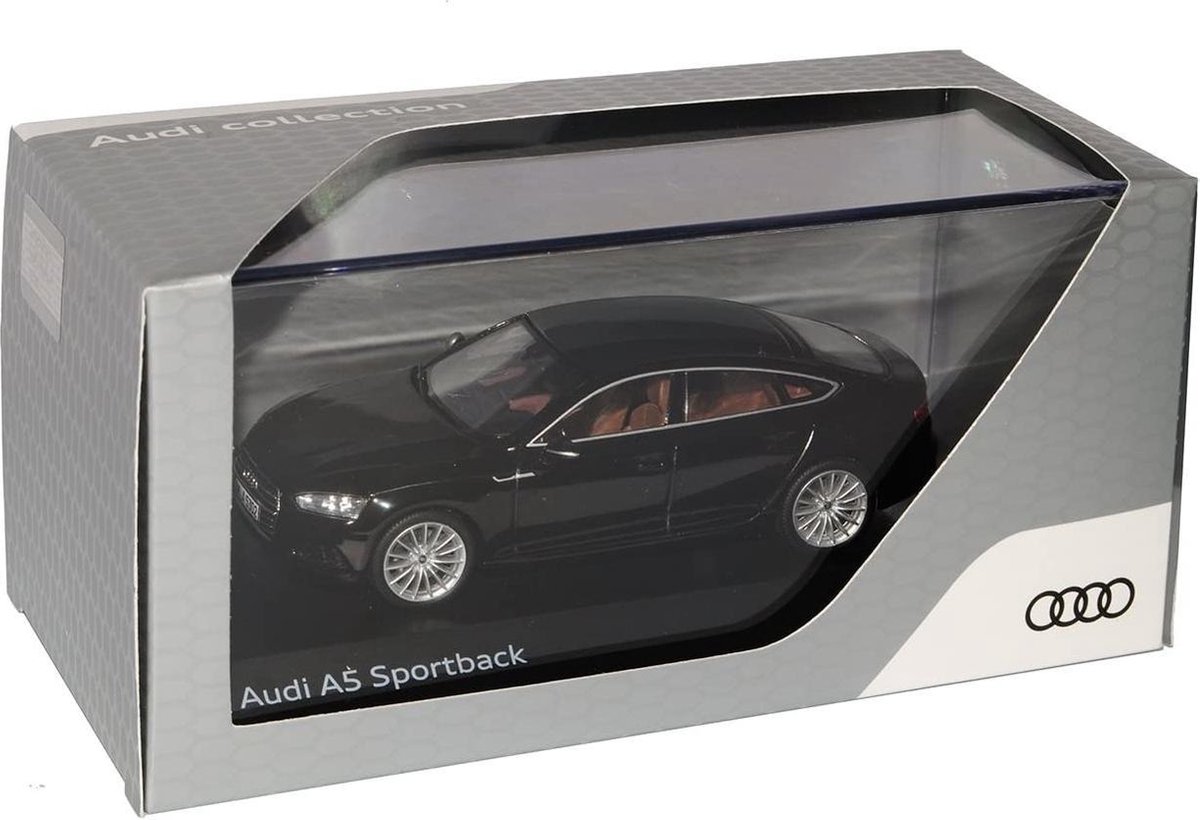 OPO 10 - Voiture Miniature 1/43 Compatible avec Audi A5 Cabriolet - Spark  Ref: 5332 : : Jeux et Jouets