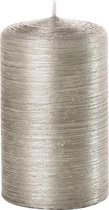 1x Zilveren cilinderkaars/stompkaars 6 x 10 cm 25 branduren - Geurloze zilverkleurige kaarsen - Woondecoraties