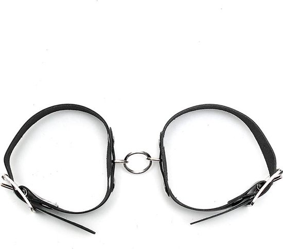 Manchettes en cuir simples avec anneau