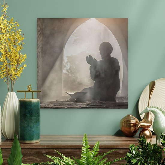 Artaza Peinture sur toile Homme en prière dans une vieille mosquée – 30 x 30 – Klein – Photo sur toile – Impression sur toile