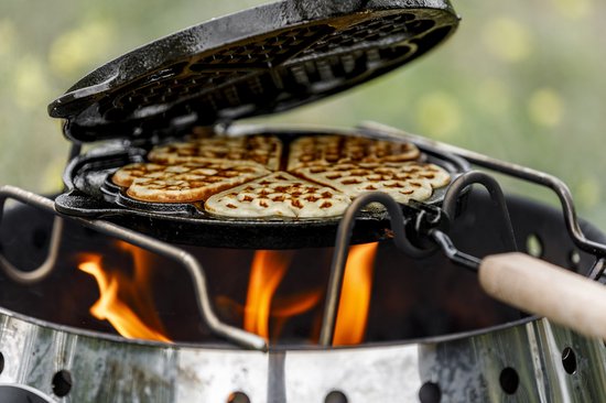 Petromax - Gietijzeren Wafel IJzer met Draaiframe van Petromax — afbeelding 4
