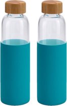 4x Stuks glazen waterfles/drinkfles met turquoise blauwe siliconen bescherm hoes 600 ml - Sportfles - Bidon