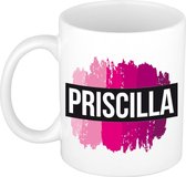 Priscilla naam cadeau mok / beker met roze verfstrepen - Cadeau collega/ moederdag/ verjaardag of als persoonlijke mok werknemers
