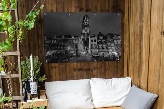 Tuinposter 120x80 cm - Tuindecoratie Verlichte Domtoren van Utrecht - zwart wit - Poster voor in de tuin - Buiten decoratie - Schutting tuinschilderij - Tuindoek muurdecoratie - Wanddecoratie balkondoek