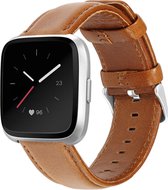 Leer Smartwatch bandje - Geschikt voor  Fitbit Versa / Versa 2 leren bandje - bruin - Horlogeband / Polsband / Armband