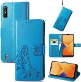 Voor Wiko Y81 Vierbladige Sluiting Reliëf Gesp Mobiele Telefoon Bescherming Lederen Case met Lanyard & Card Slot & Portemonnee & Beugel Functie (Blauw)