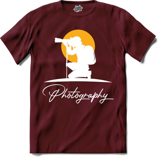 Photography | Fotografie - Camera - Photography - T-Shirt - Unisex - Burgundy - Maat XXL